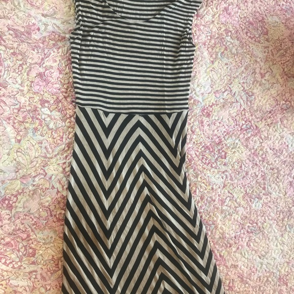 Calvin Klein dress - Picture 3 of 6